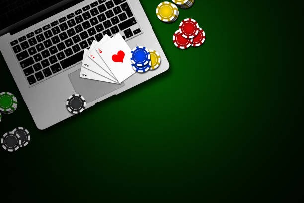 Live roulette table with multi-camera feed